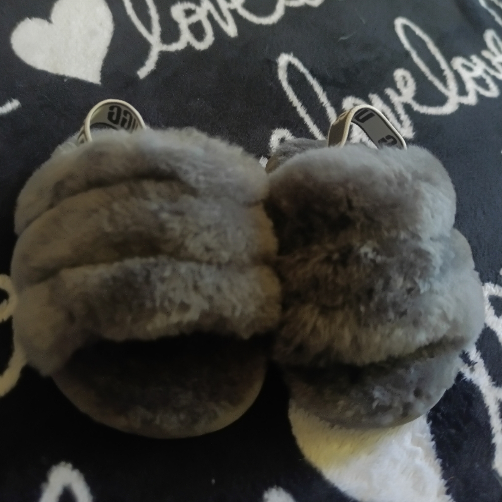 UGG Women's Gray Fluffy Slippers